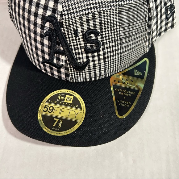 New Era 59FIFTY Oakland Athletics A's Patch Plaid Fitted Hat 7 5/8 Low Profile - Picture 3 of 7